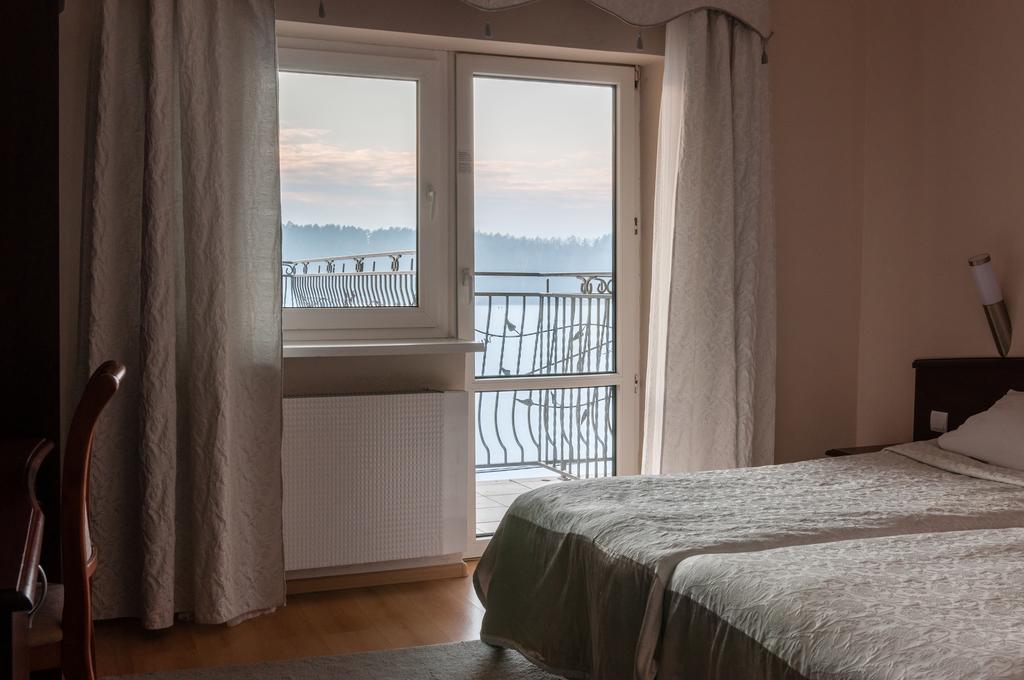 Hotel Na Skarpie Mikołajki Quarto foto